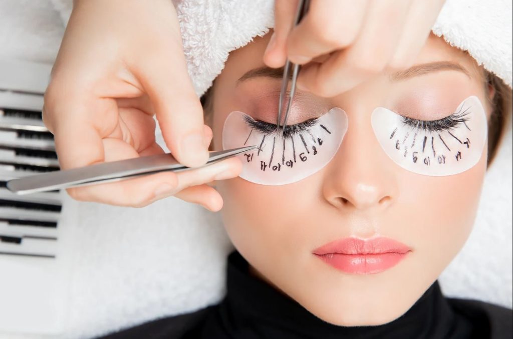 eyelash extension training